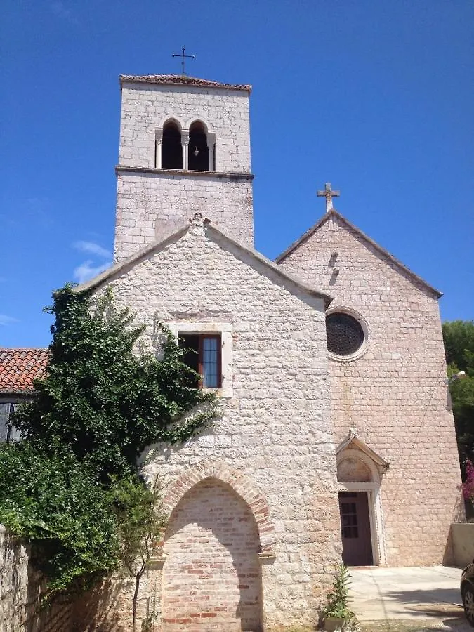 Apartment In Slatine With Terrace, Air Conditioning, Wifi Trogir 0*,  Croatia