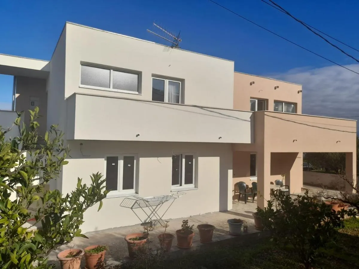 Apartment In Slatine With Terrace, Air Conditioning, Wifi Trogir Croatia